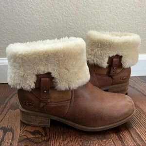 UGG Australia Chyler Demitasse Leather Cuff Sheepskin Boots 1012524 Women Size 7